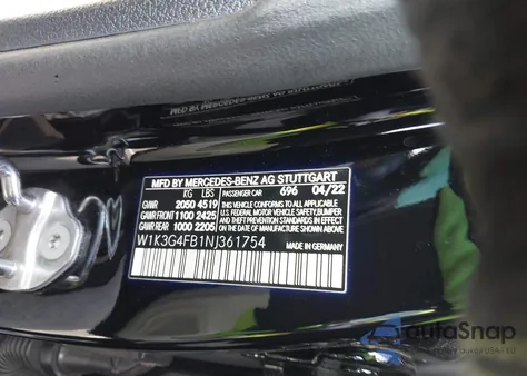 2022 Mercedes-Benz A 220 4Matic z USA, uszkodzony, nr VIN W1K3G4FB1NJ361754